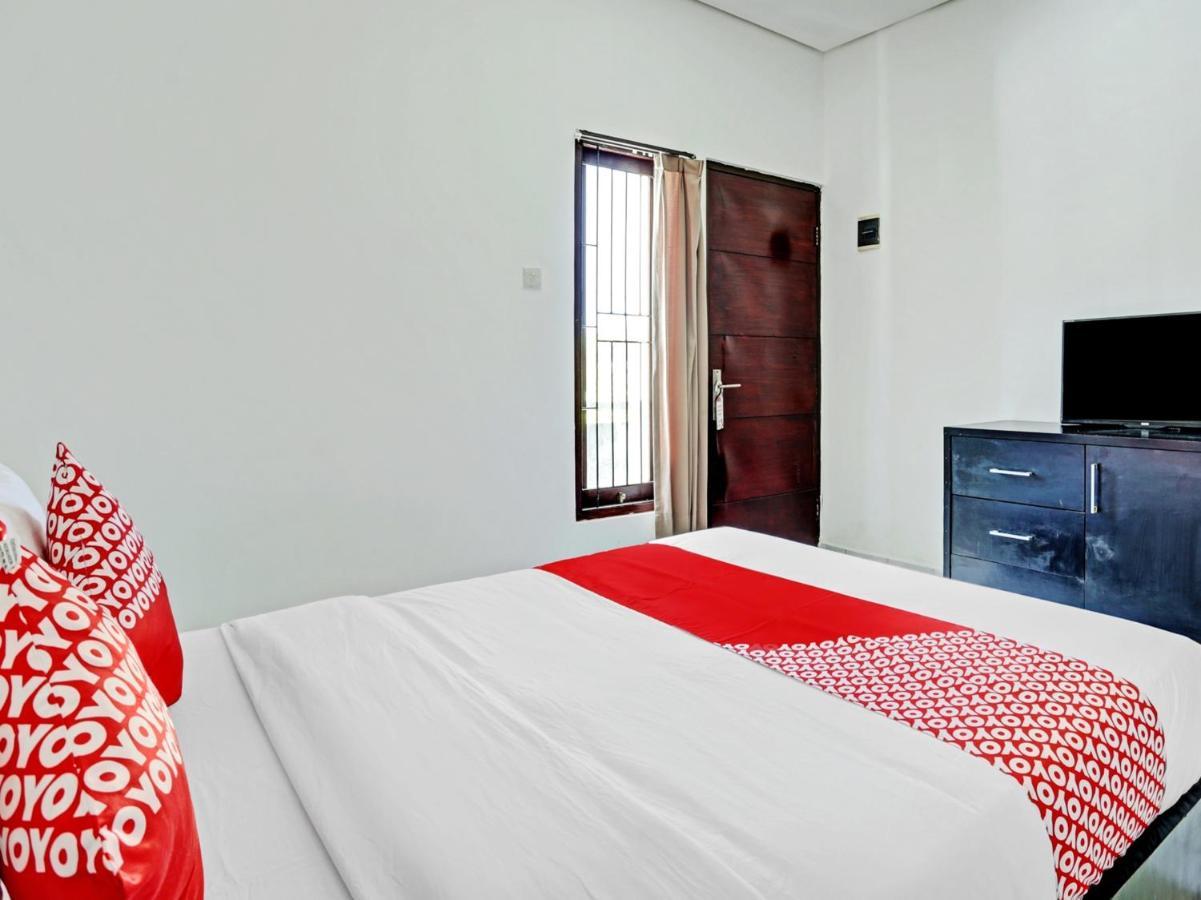 Oyo 90456 Moh Yamin Residence Balian Екстериор снимка